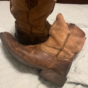 Well loved Ariat Boots size 10D Men’s